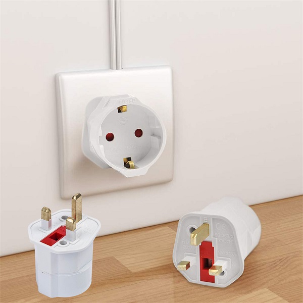 Adaptateur fiche anglaise uk gb grande bretagne voyage electrique